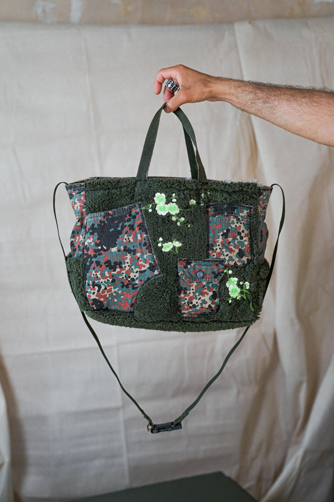 'InTheWeeds' Tote Bag