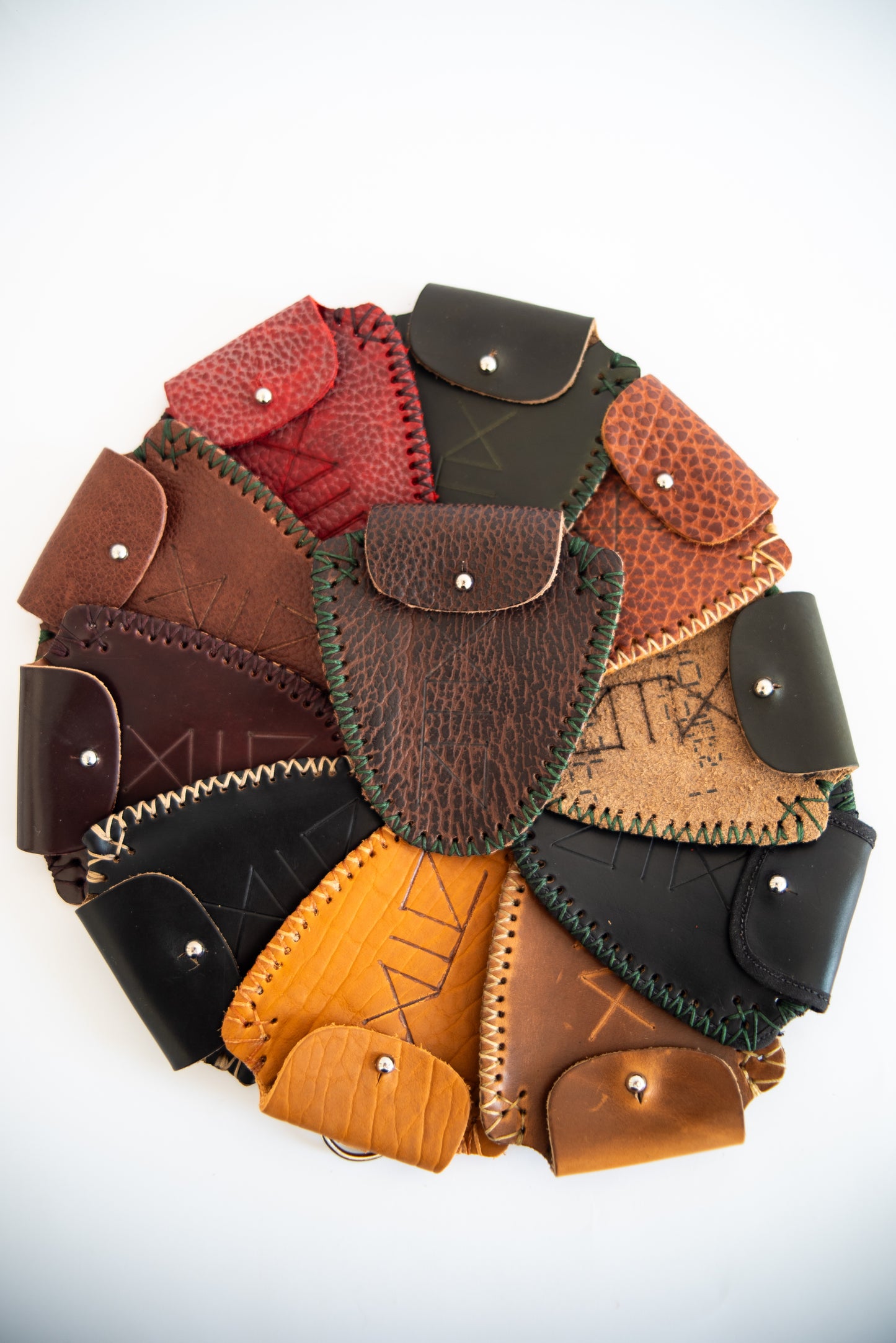 Mini Pouch 1.1 (Wood Grain)