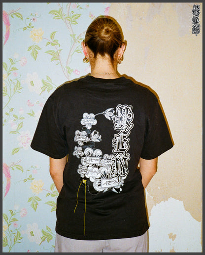 ‘BackBloom’ T-Shirt