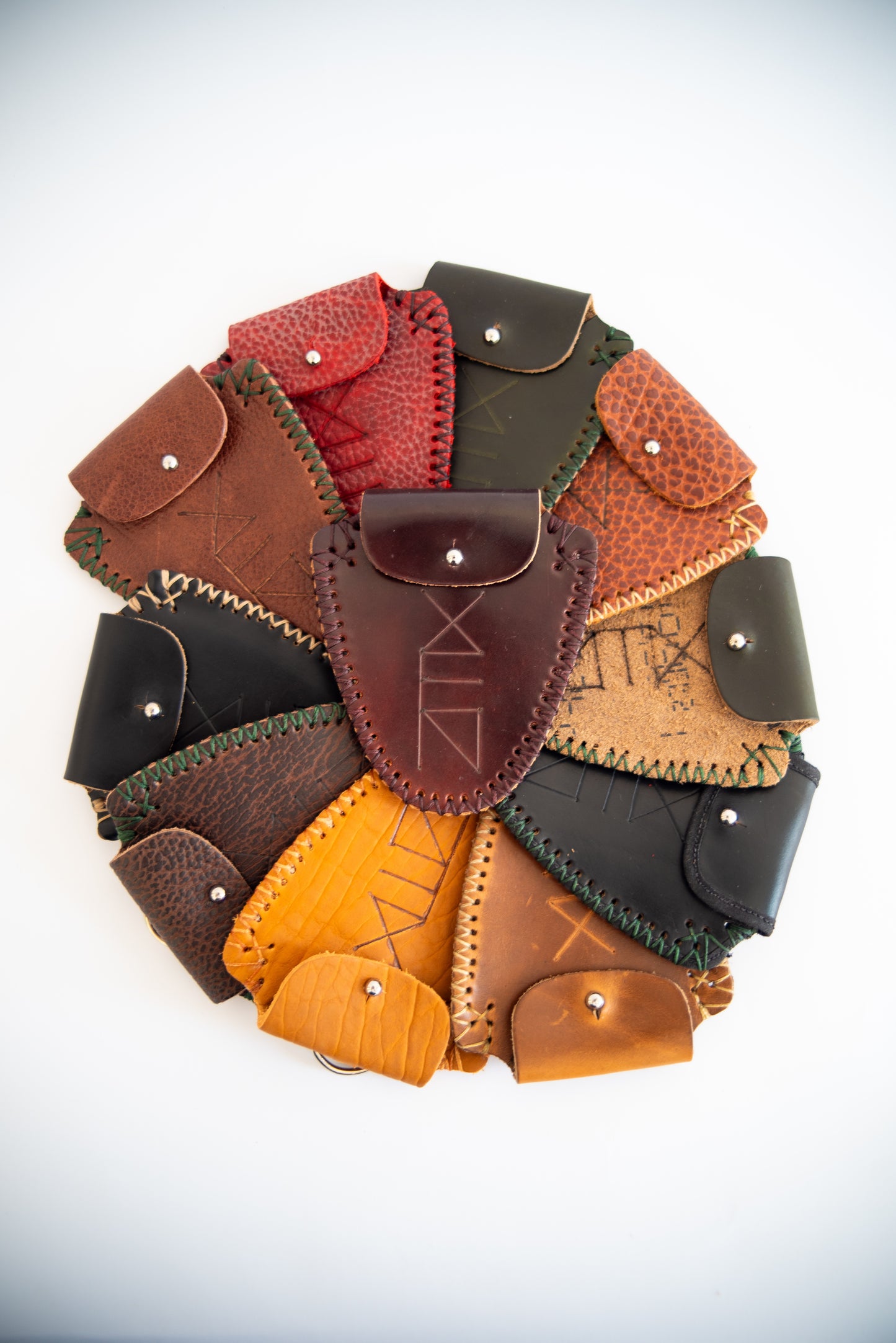 Mini Pouch 1.1 (Burgundy Muscle)