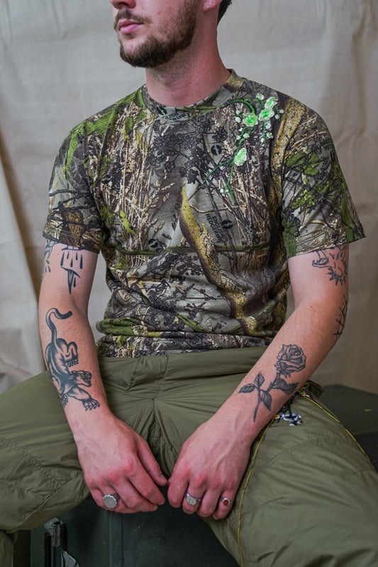 'Hedgerow Bloom' Hunting T-Shirt