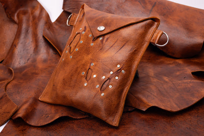 ‘Belly Pouch’ - Kudu Naked (Nutmeg)