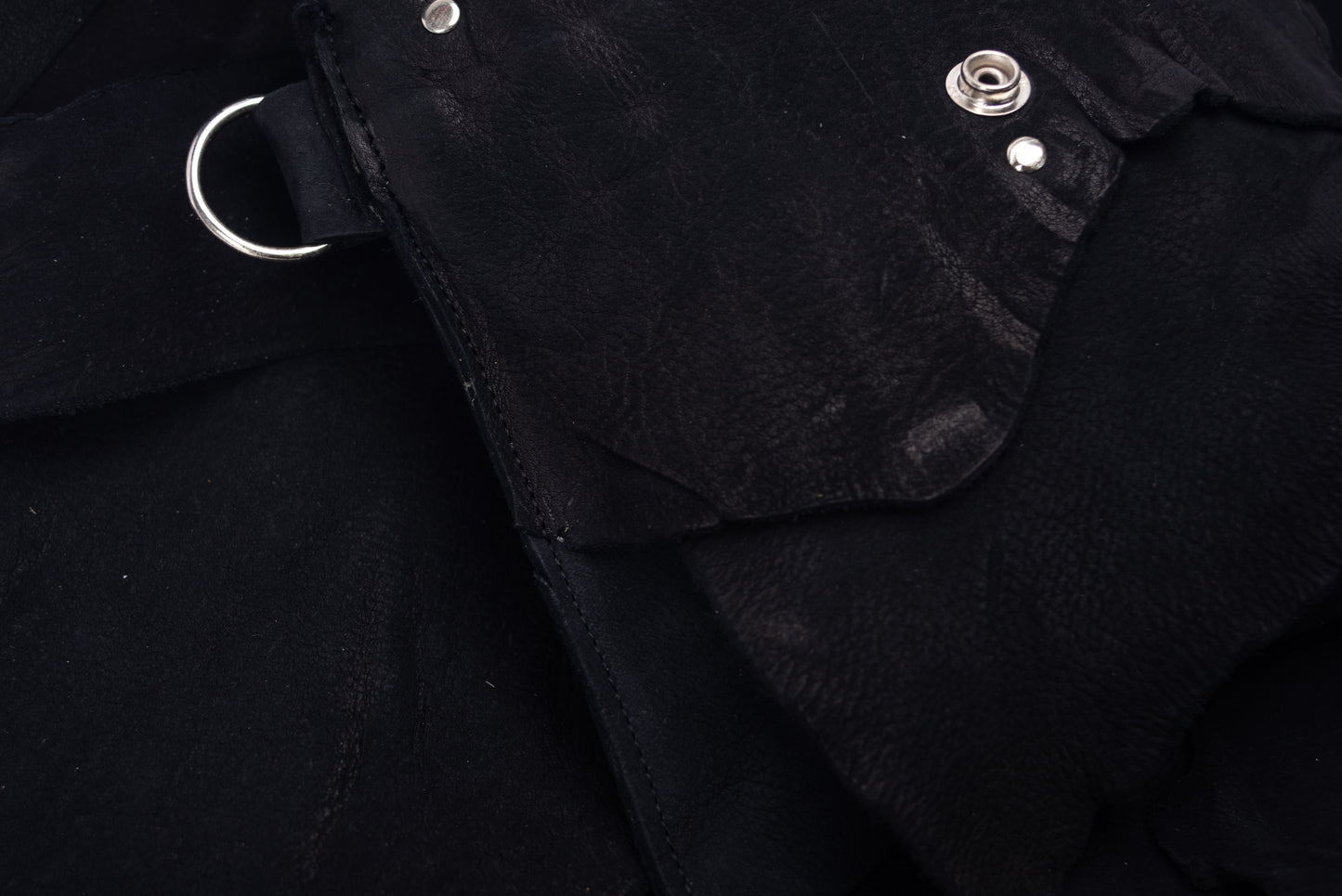 ‘Belly Pouch’ - Kudu Reverse (Black)