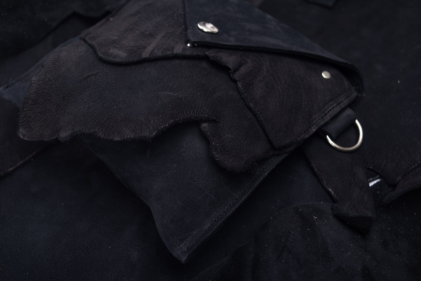 ‘Belly Pouch’ - Kudu Reverse (Black)