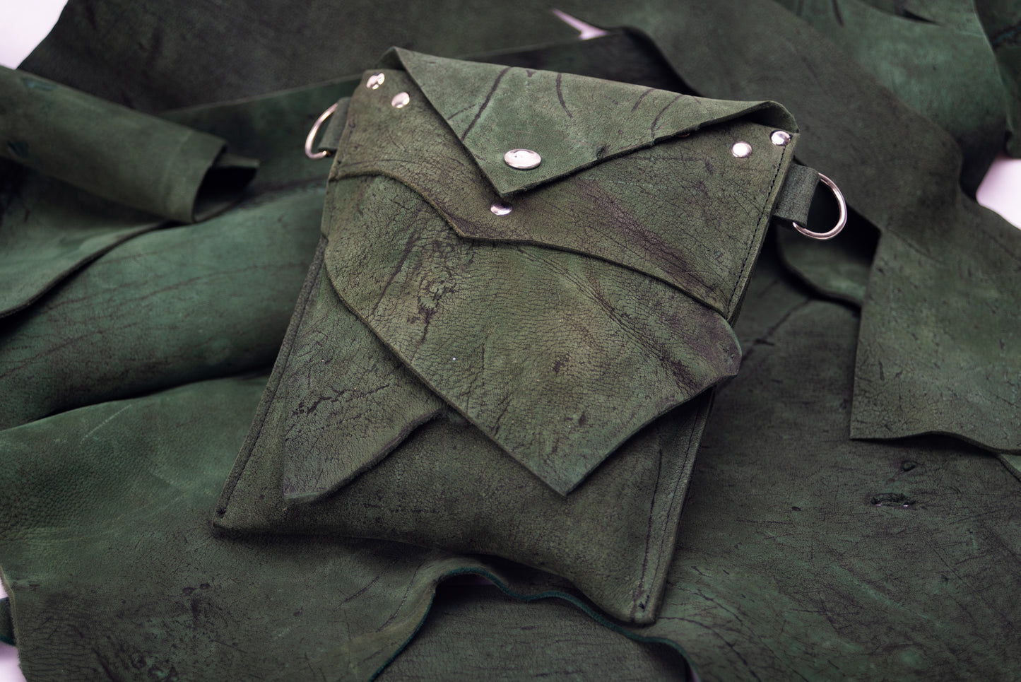 ‘Belly Pouch’ Kudu Reverse (Forrest Green)