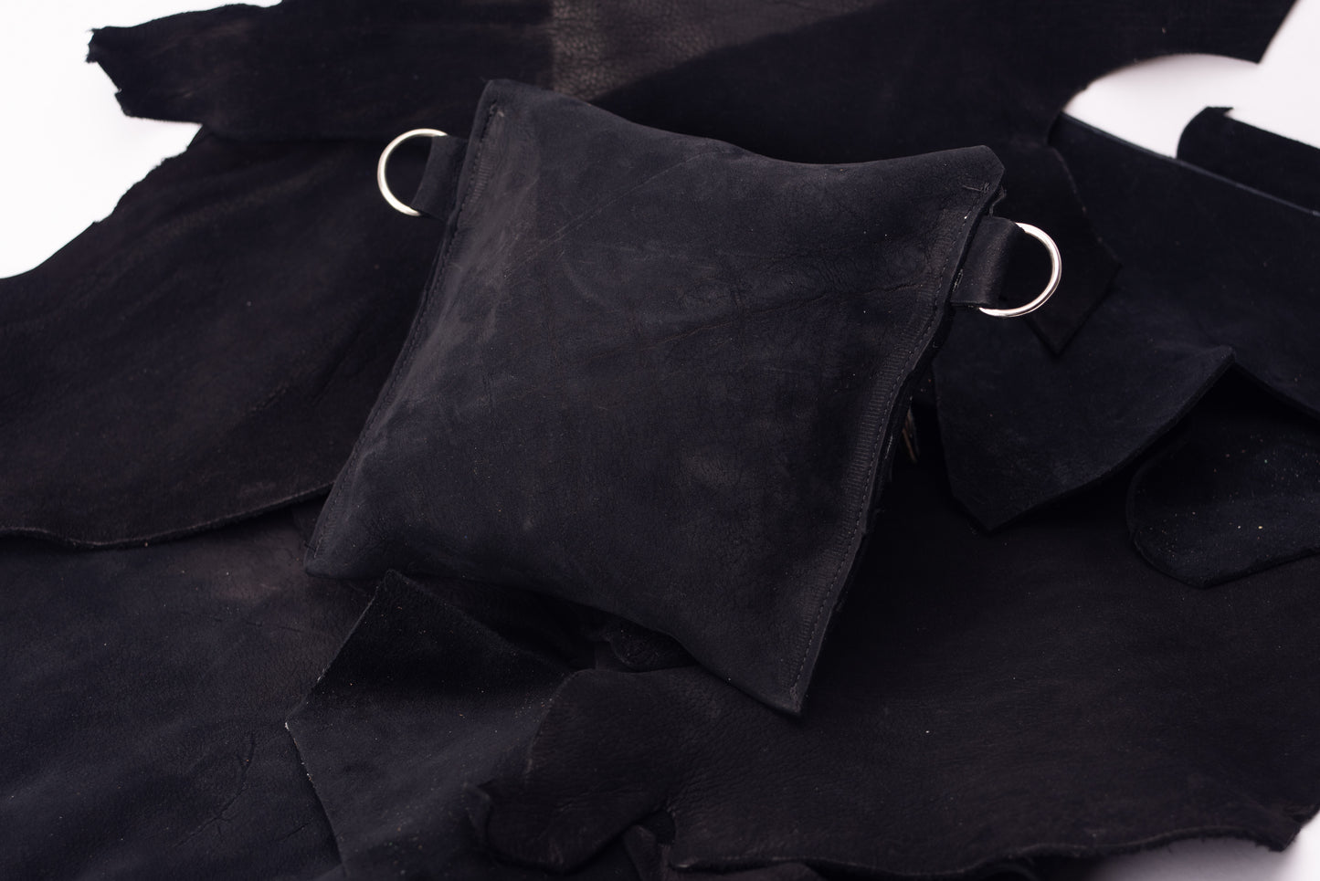 ‘Belly Pouch’ - Kudu Reverse (Black)