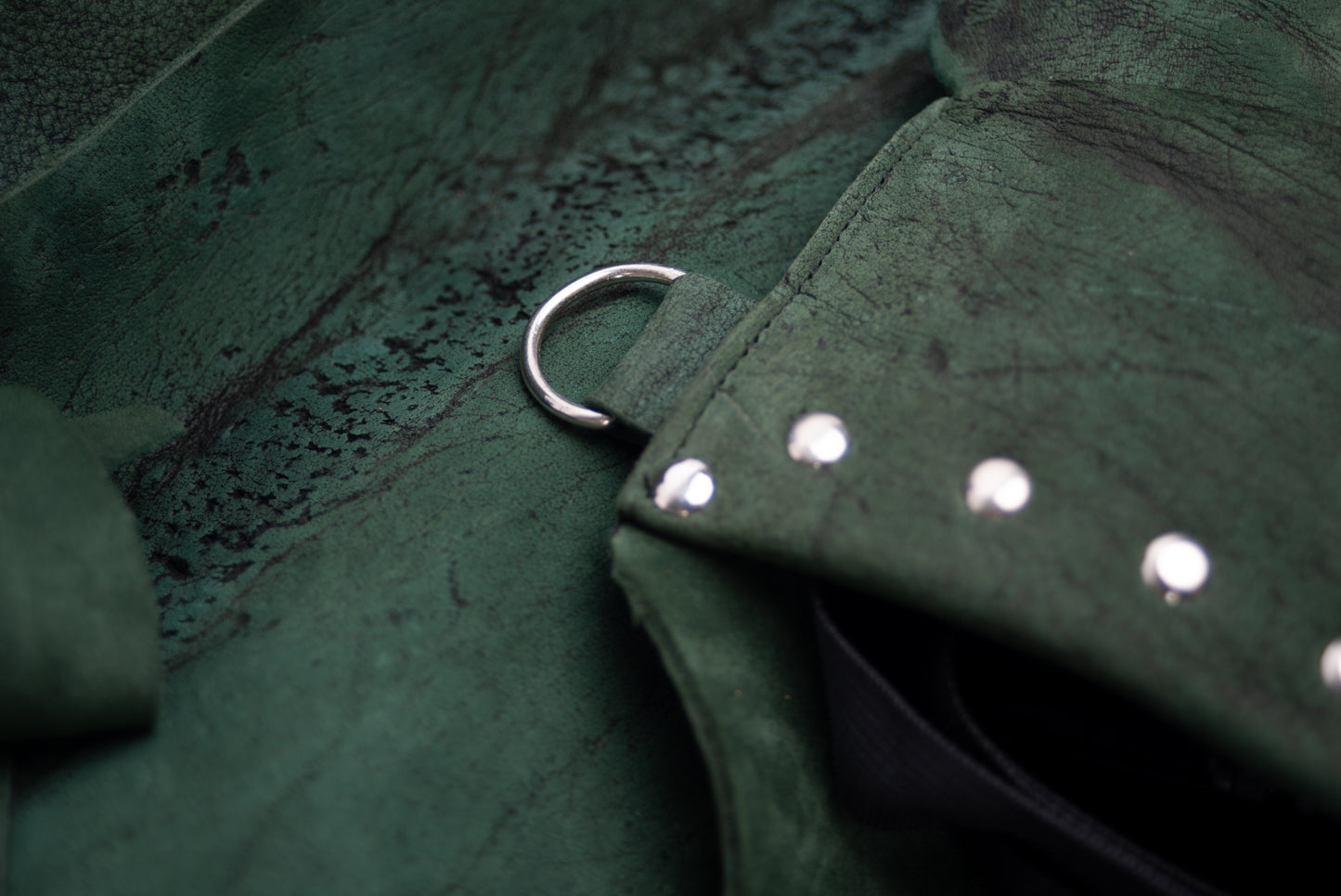 ‘Belly Pouch’ Kudu Reverse (Forrest Green)