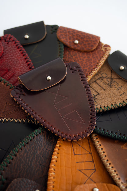 Mini Pouch 1.1 (Burgundy Muscle)