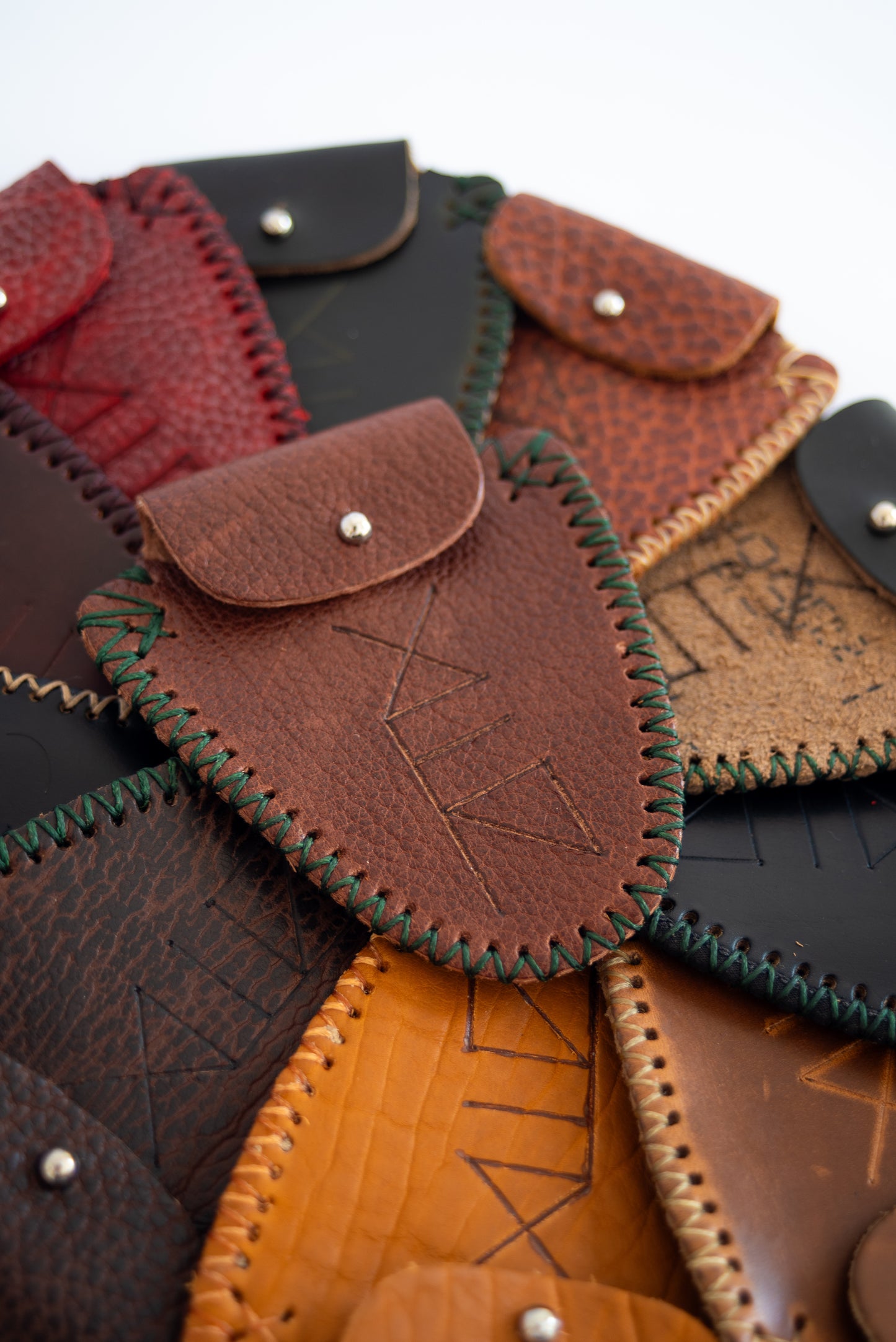 Mini Pouch 1.1 (Classic Brown)