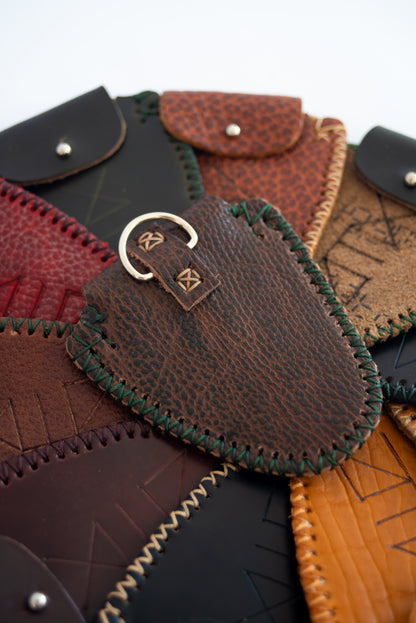 Mini Pouch 1.1 (Wood Grain)
