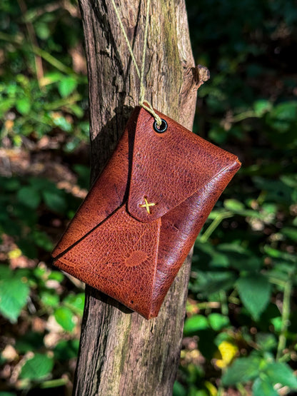 Spinal Cord Card Holder (Nutmeg)