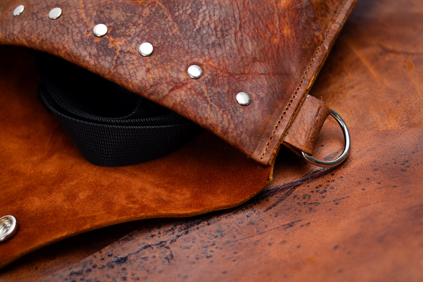 ‘Belly Pouch’ - Kudu Naked (Nutmeg)