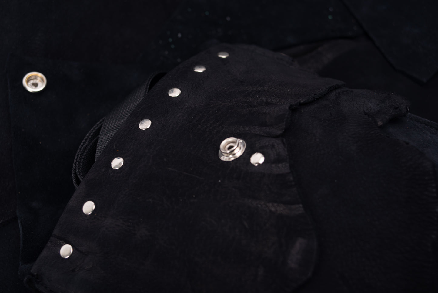 ‘Belly Pouch’ - Kudu Reverse (Black)