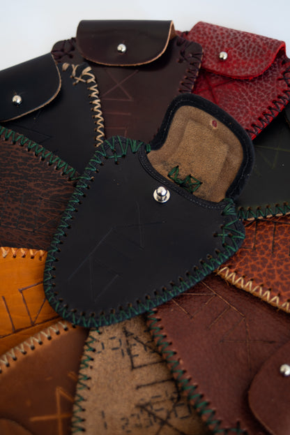 Mini Pouch 1.1 (Bordered Black)